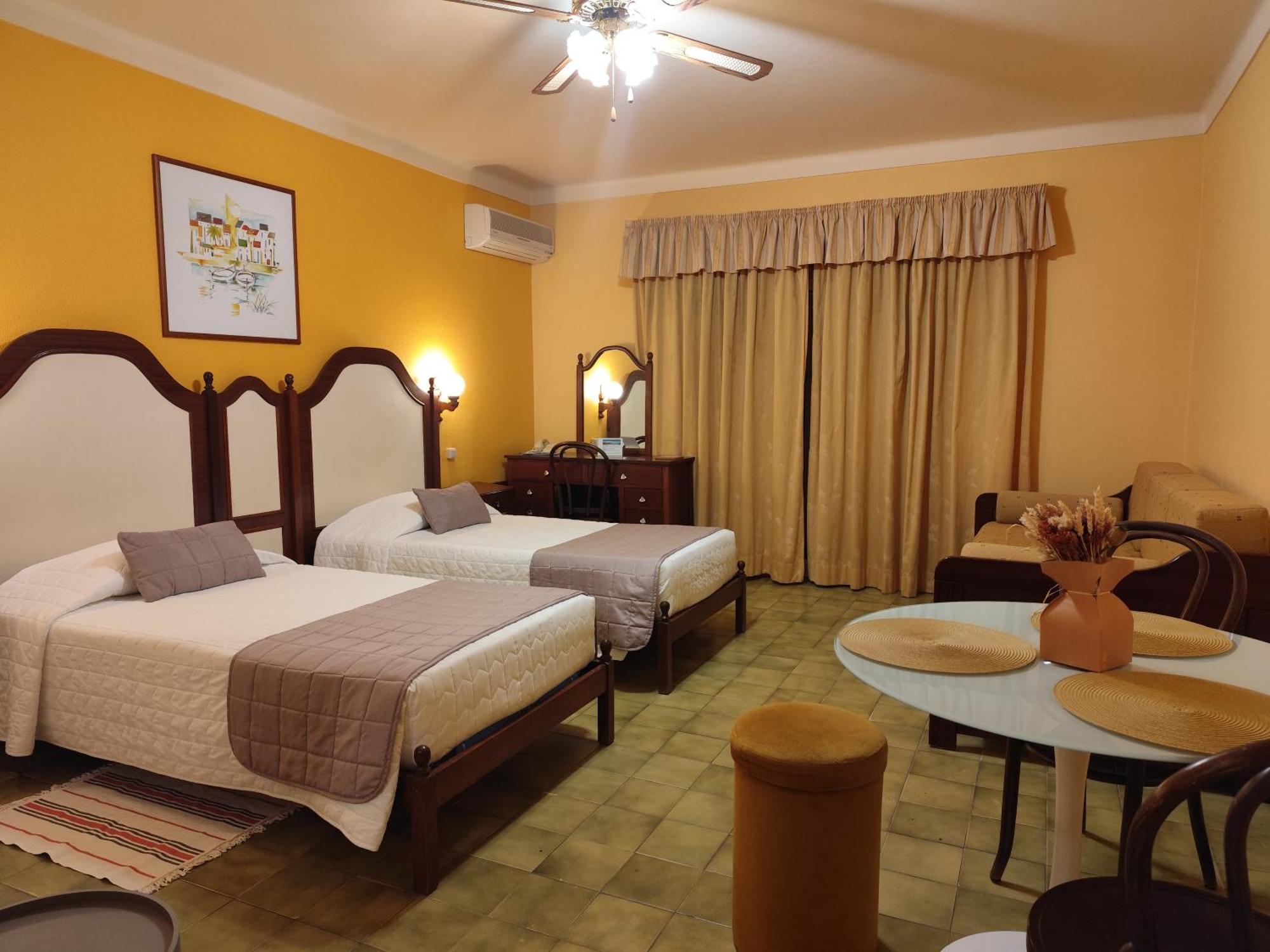 Apartamentos Turisticos Praia Grande فيريغودو المظهر الخارجي الصورة